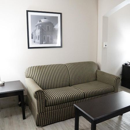 Lucille'S Hotel Weatherford Экстерьер фото