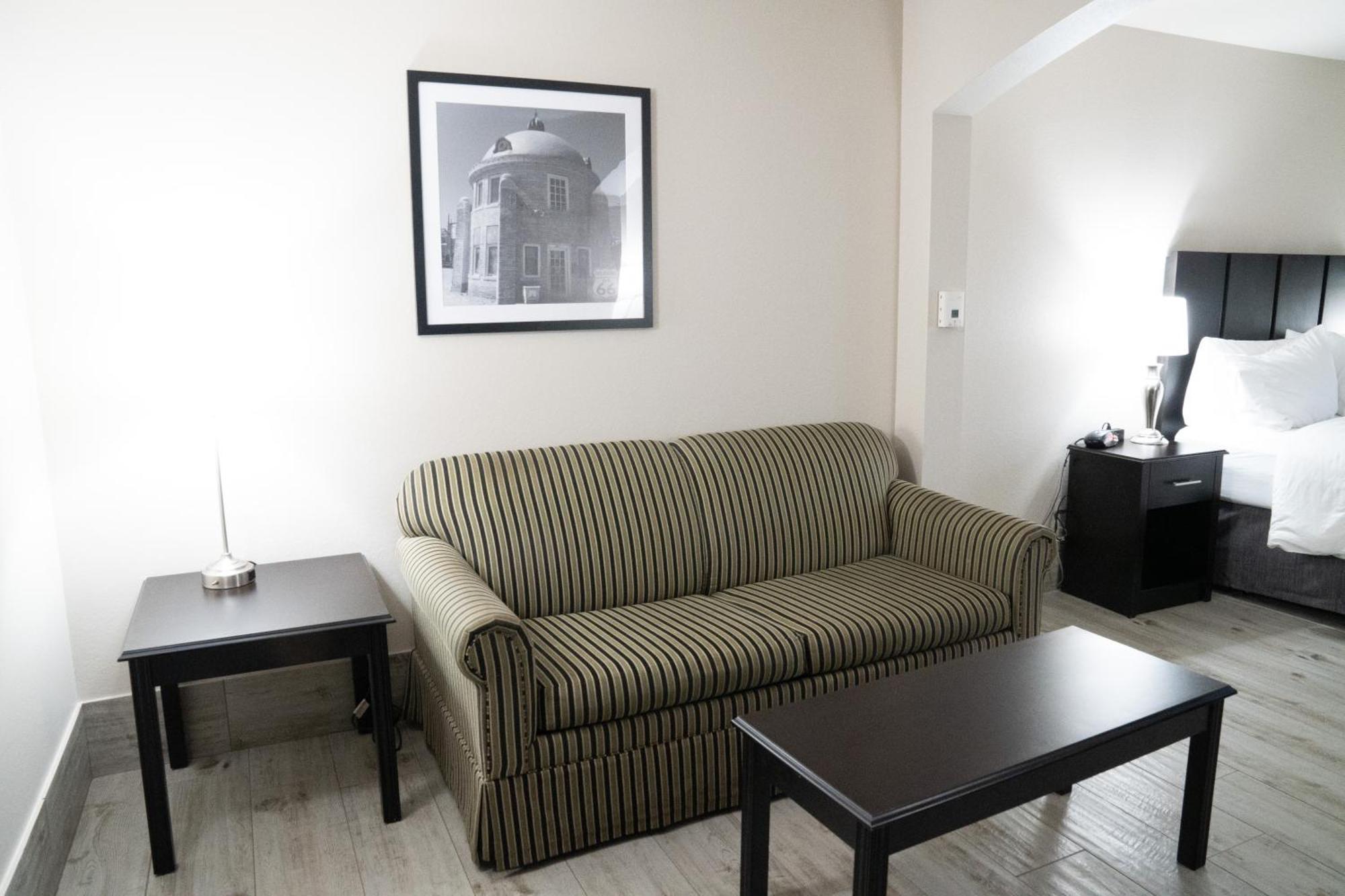 Lucille'S Hotel Weatherford Экстерьер фото