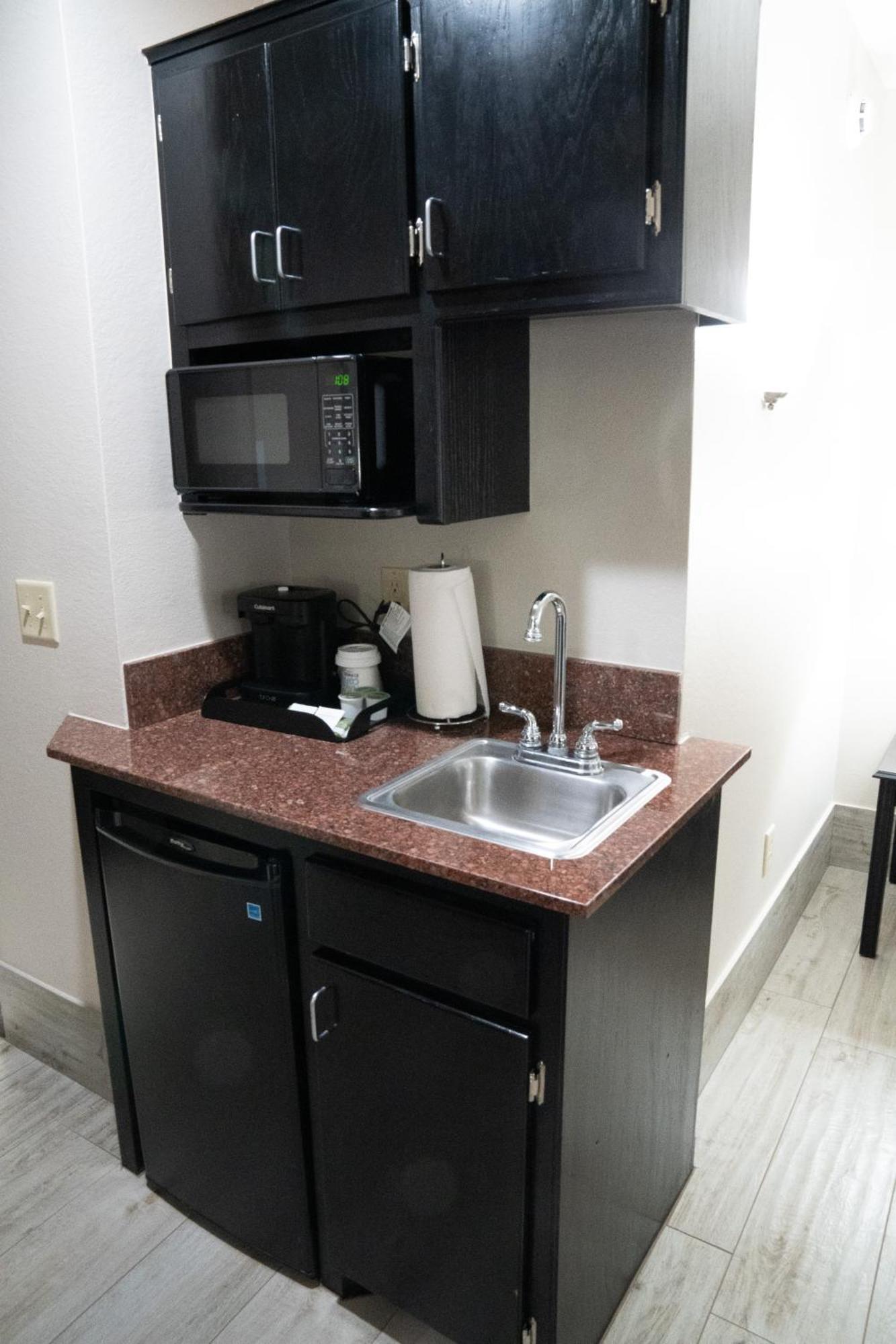 Lucille'S Hotel Weatherford Экстерьер фото