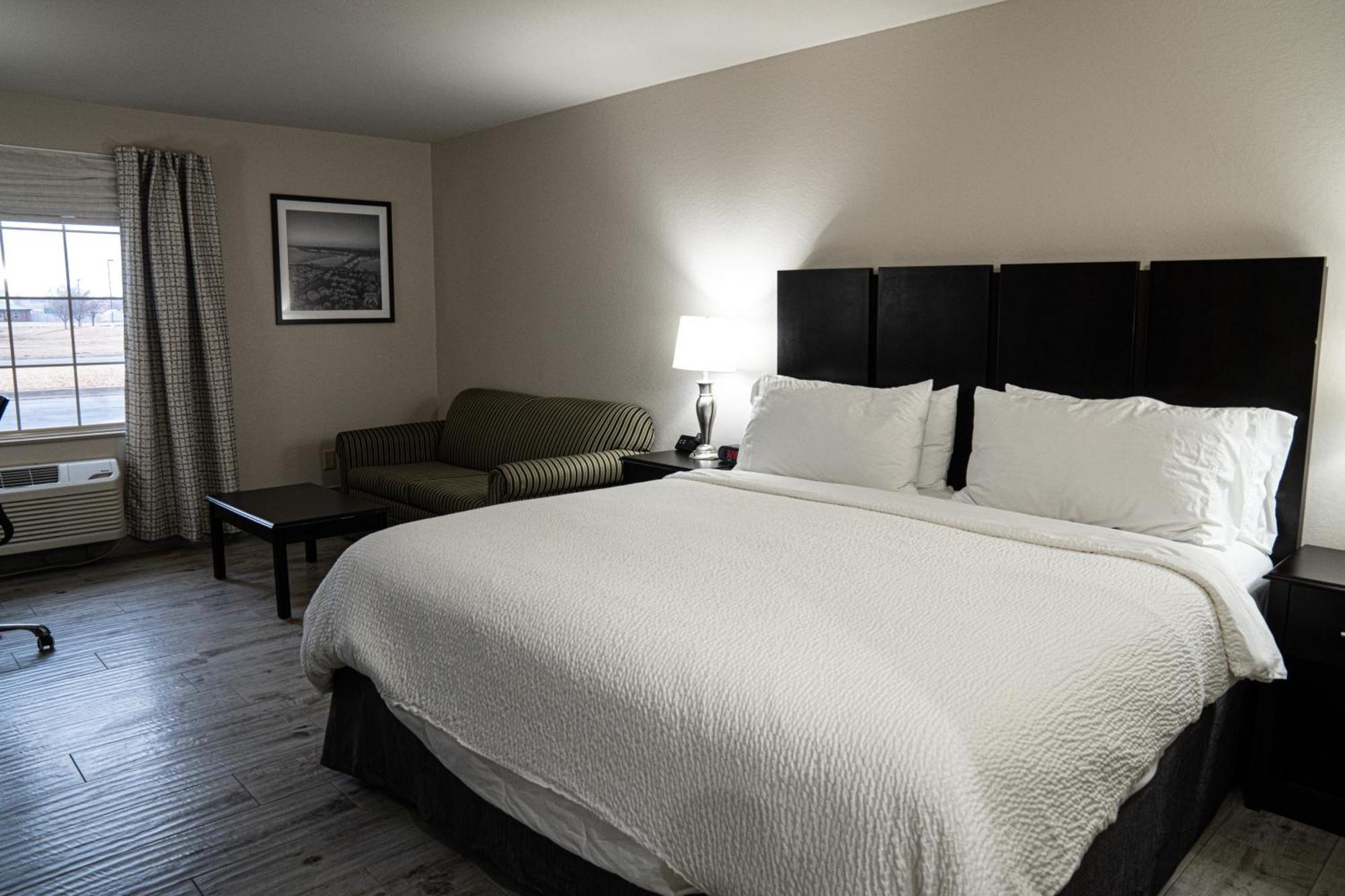 Lucille'S Hotel Weatherford Экстерьер фото